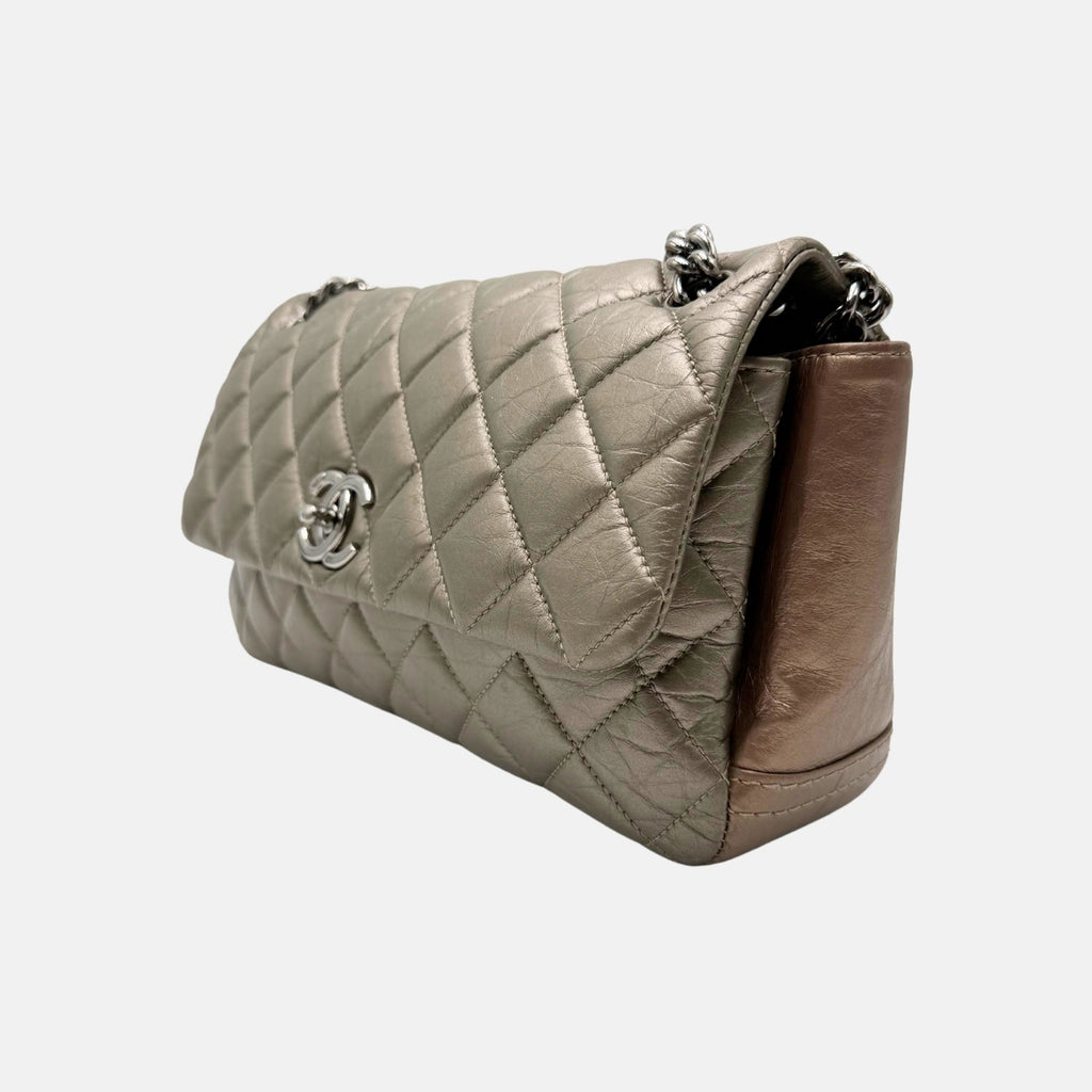 Classic Flap Bag Metallic Silver Quilted Calfskin Medium