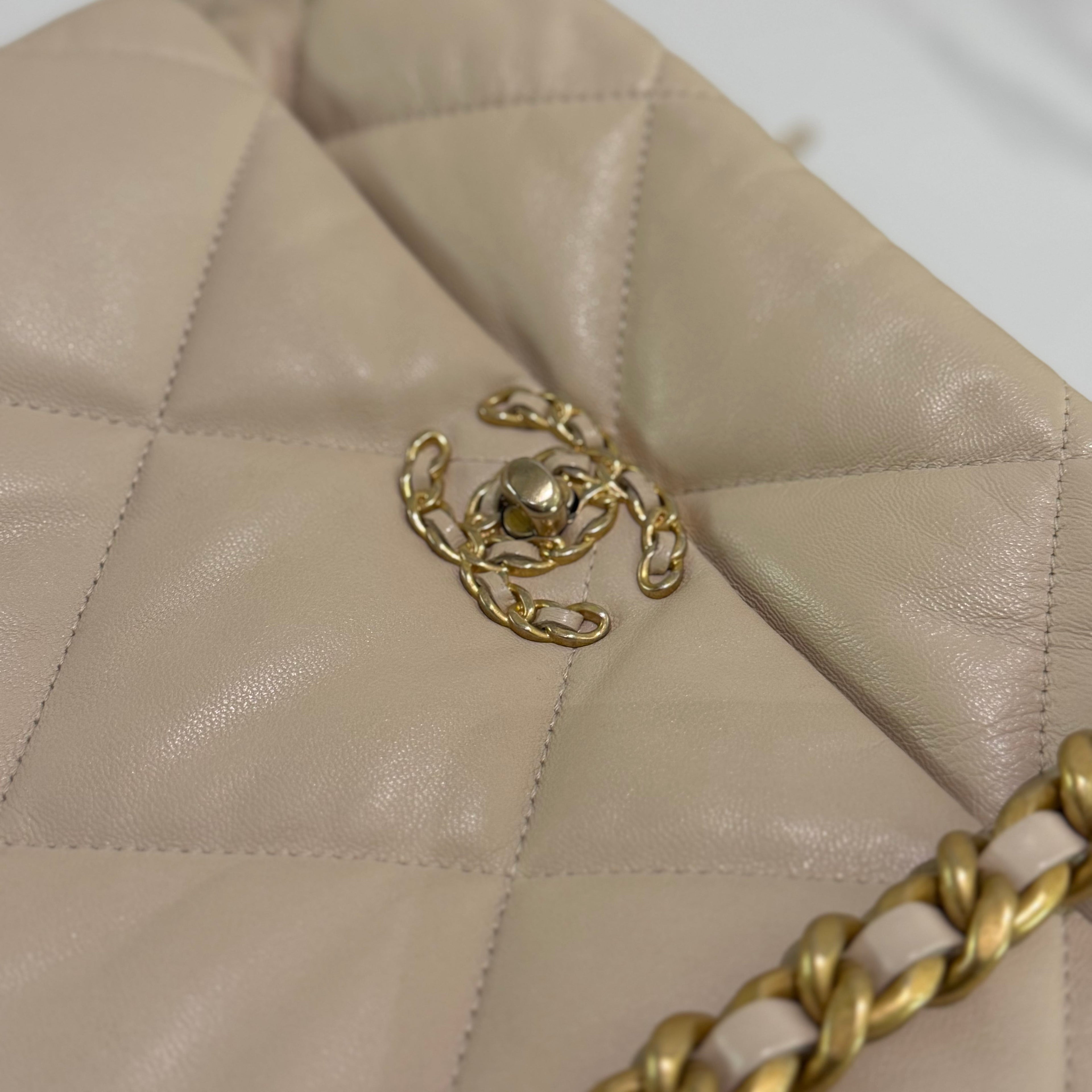 Chanel 19 Bag Medium Beige Quilted Lambskin with Gold Chain