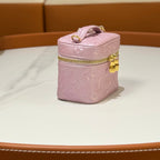 LOUIS VUITTON MICRO VANITY PINK
