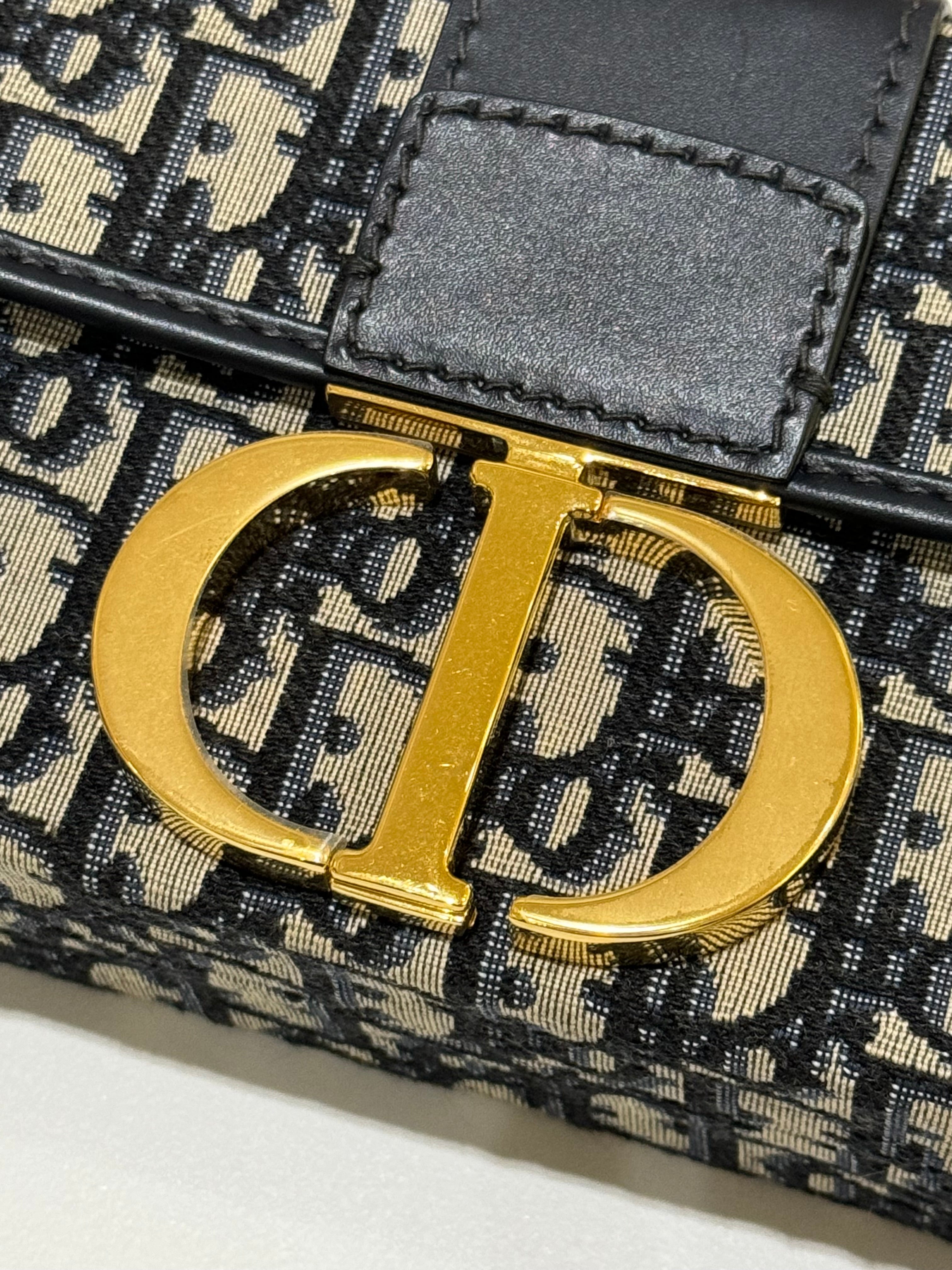 DIOR 30 MONTAIGNE MINI BOX BAG
