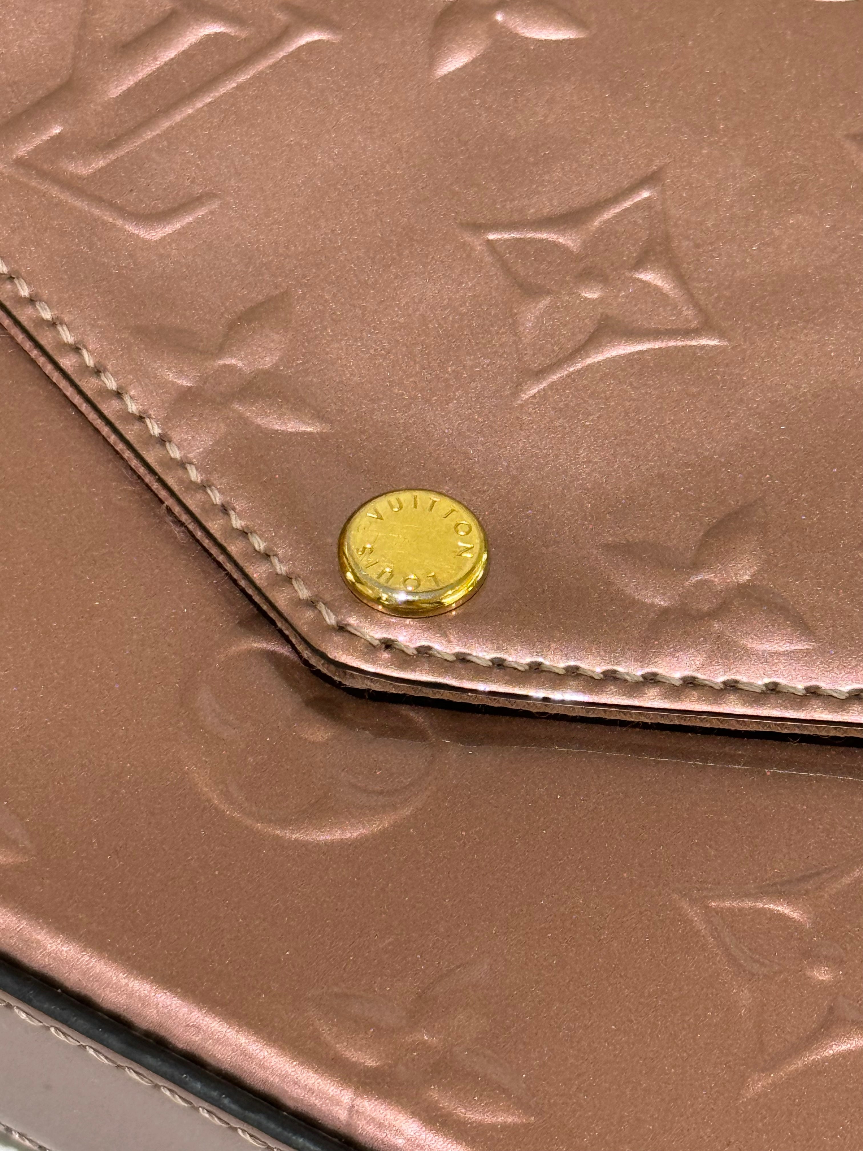 LOUIS VUITTON WALLET ON CHAIN PINK