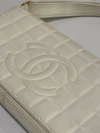 CHANEL CF WHITE VINTAGE SHOULDER BAG