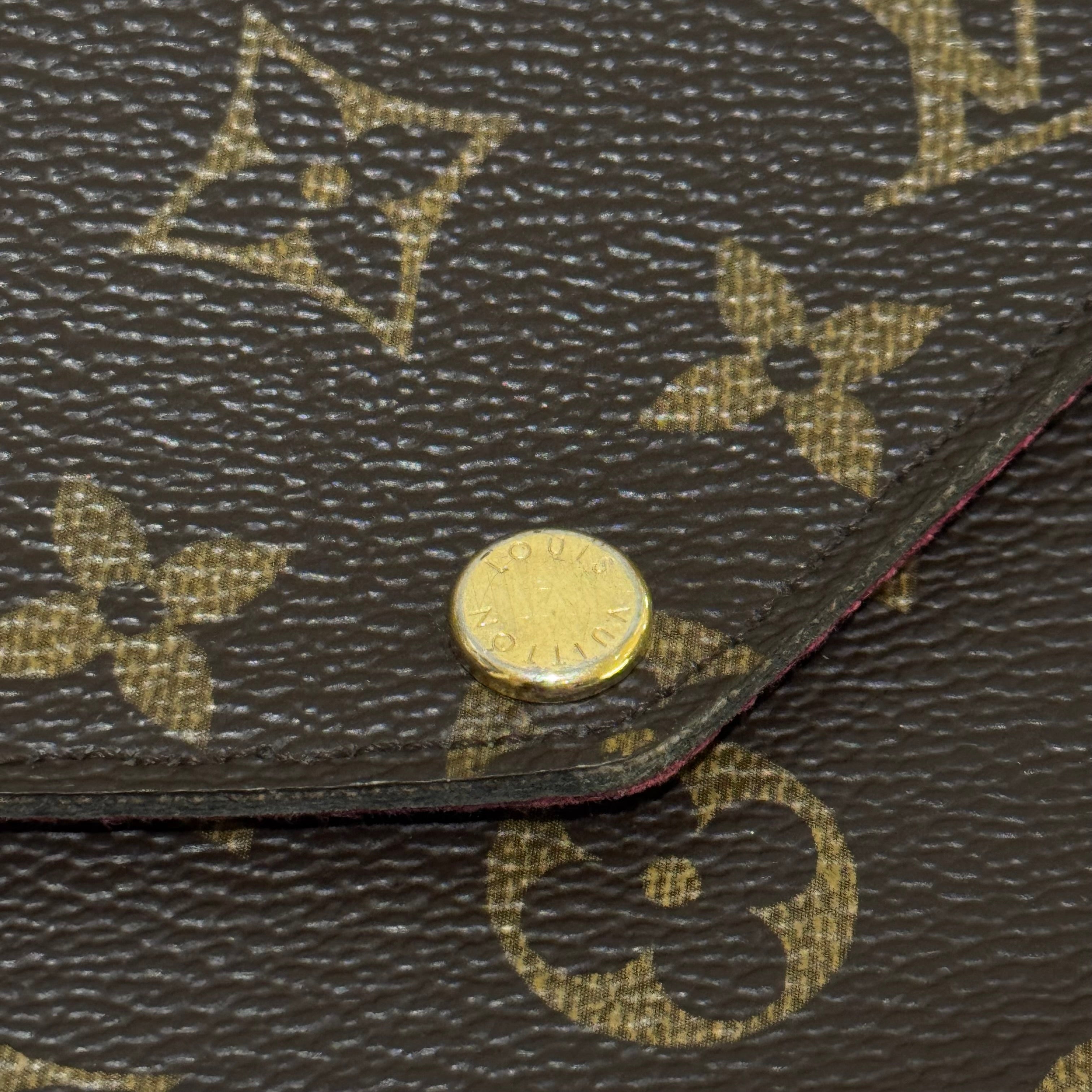 LOUIS VUITTON TRIO POUCH (THREE-IN-ONE)