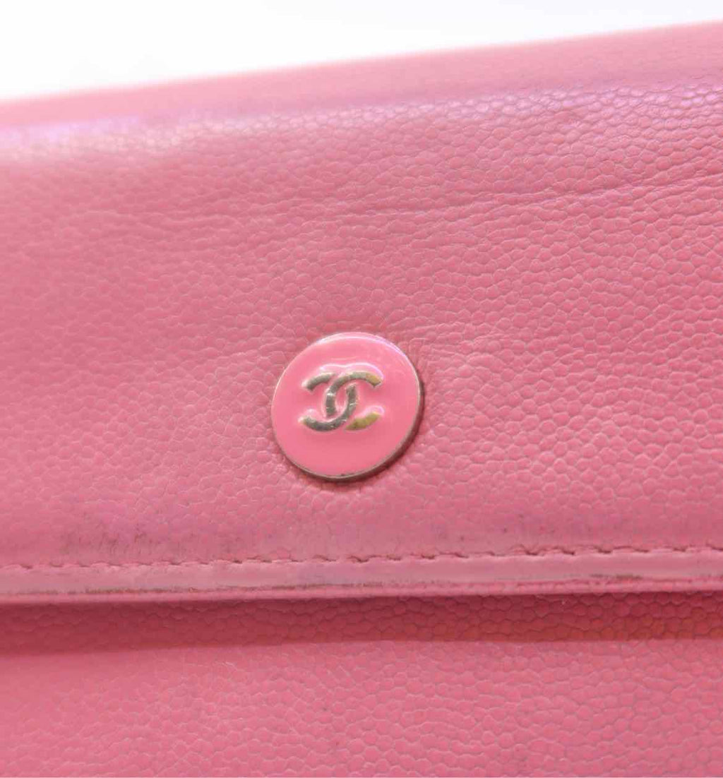 CHANEL Pink Wallet