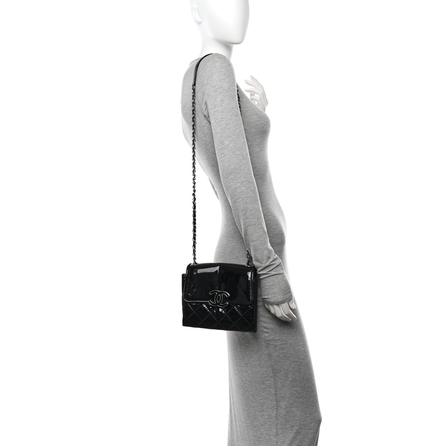 Patent Quilted Hamptons Flap Bag Black