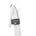 Caviar Quilted Medium Boy Flap Black