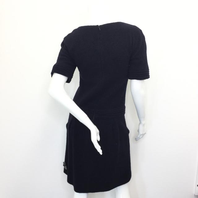 Women's Chanel Short Sleeve Dress. Size 38