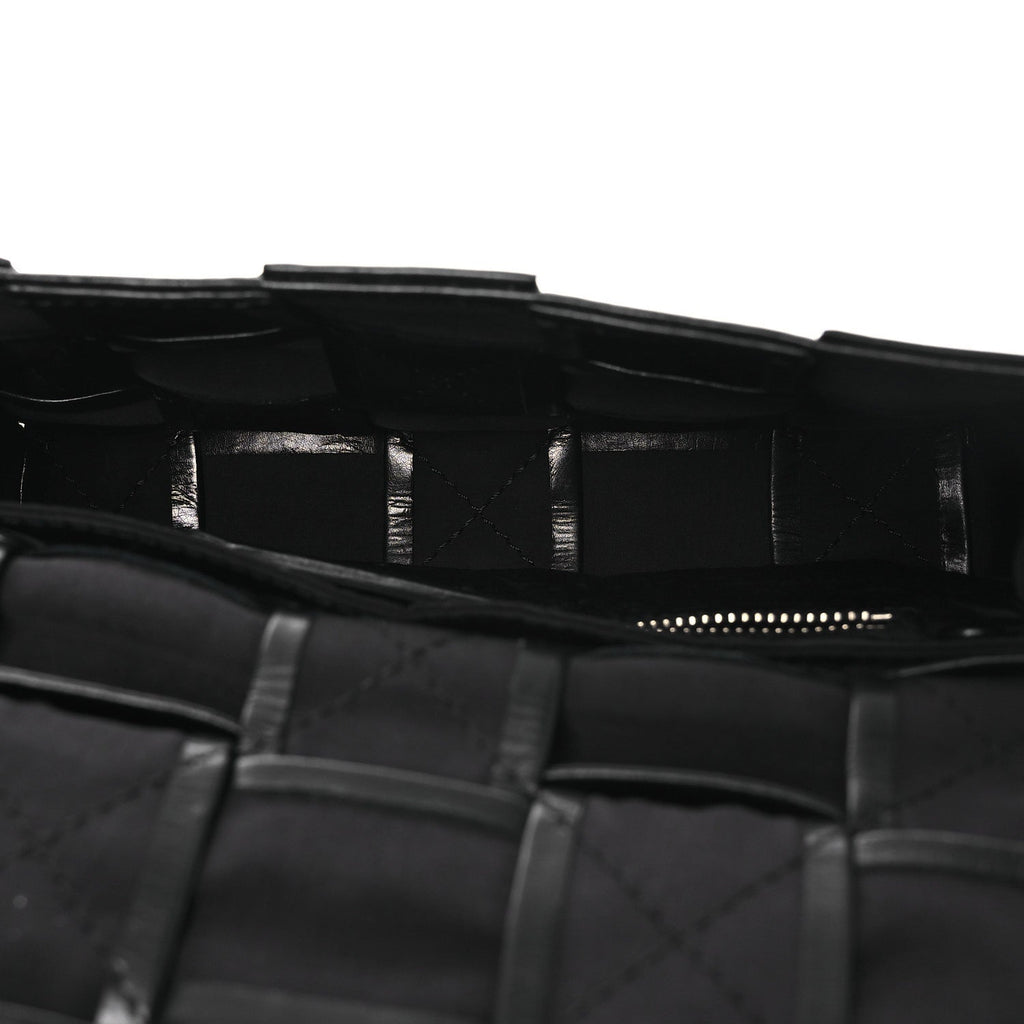 Paper Calfskin Maxi Intrecciato Small Cassette Crossbody Bag Black