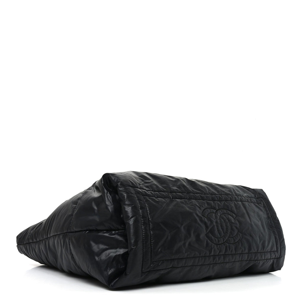 Lambskin Quilted Medium Coco Cocoon Reversible Tote Black