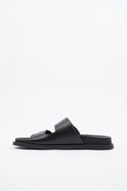 Fendi Feel Black Leather EU 40 UK 7