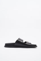 Fendi Feel Black Leather EU 40 UK 7