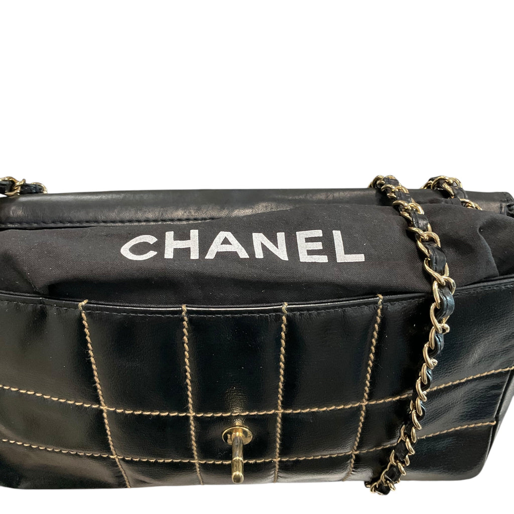CHANEL Handbag
