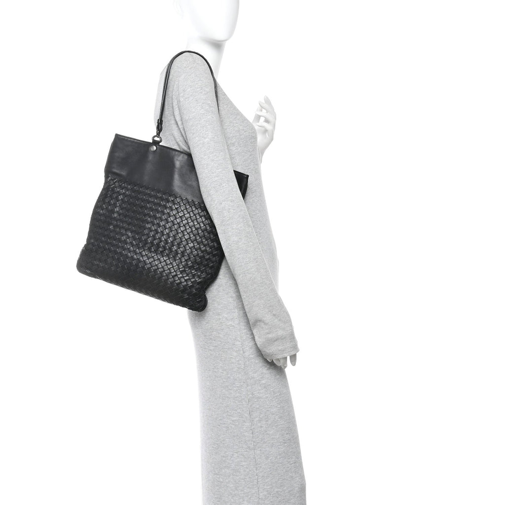Nappa Intrecciato Flat Shoulder Bag Black