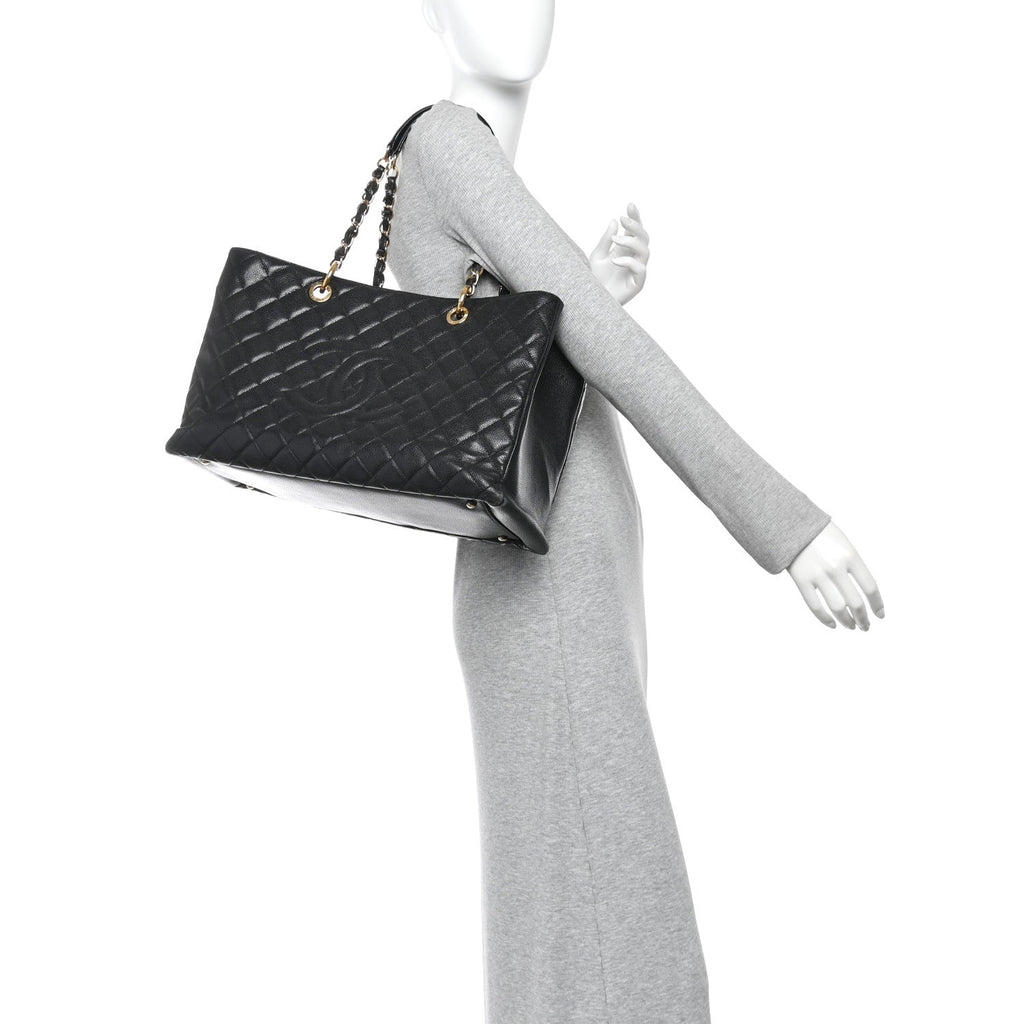Caviar Quilted XL Grand Shopping Tote GST Black