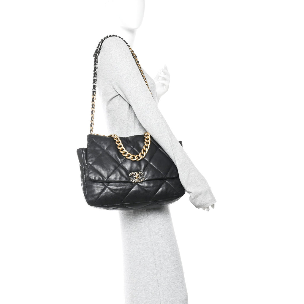 Goatskin Quilted Maxi Chanel 19 Flap Black