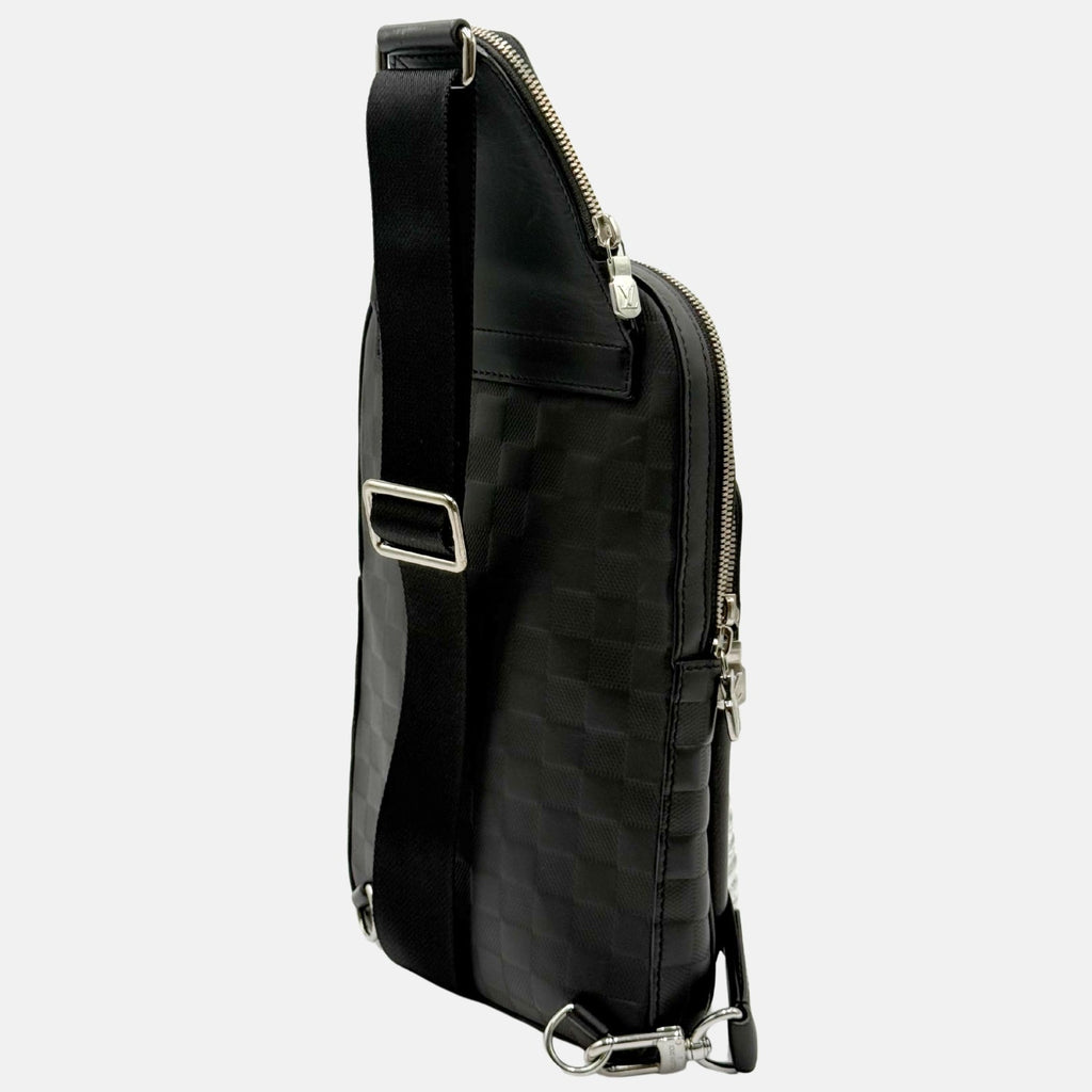 Avenue Slingbag Black Leather Bag