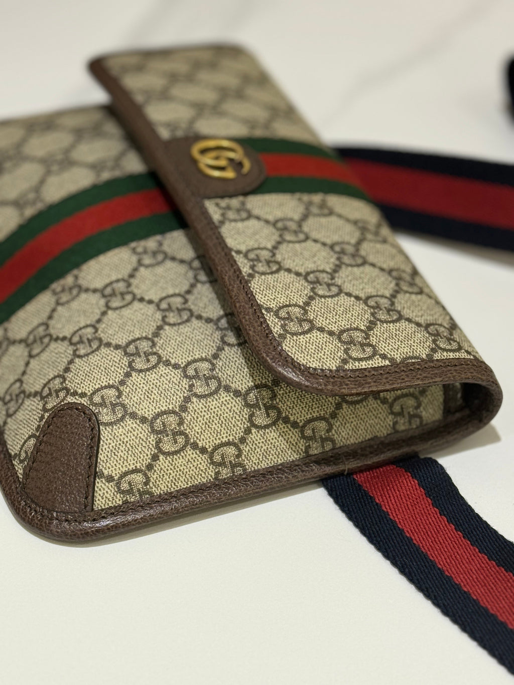 GUCCI OPHIDIA GG SMALL BELT BAG