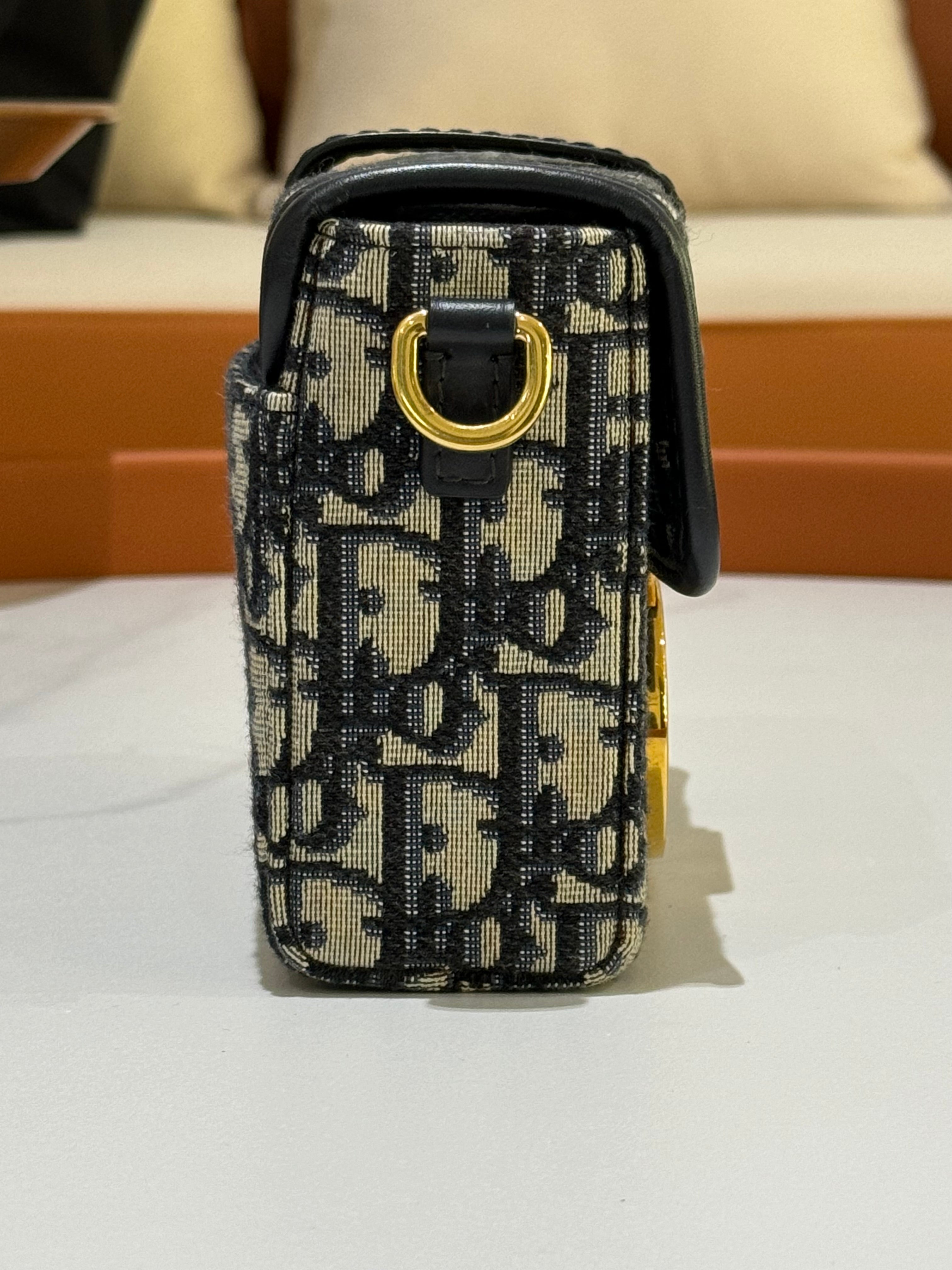 DIOR 30 MONTAIGNE MINI BOX BAG