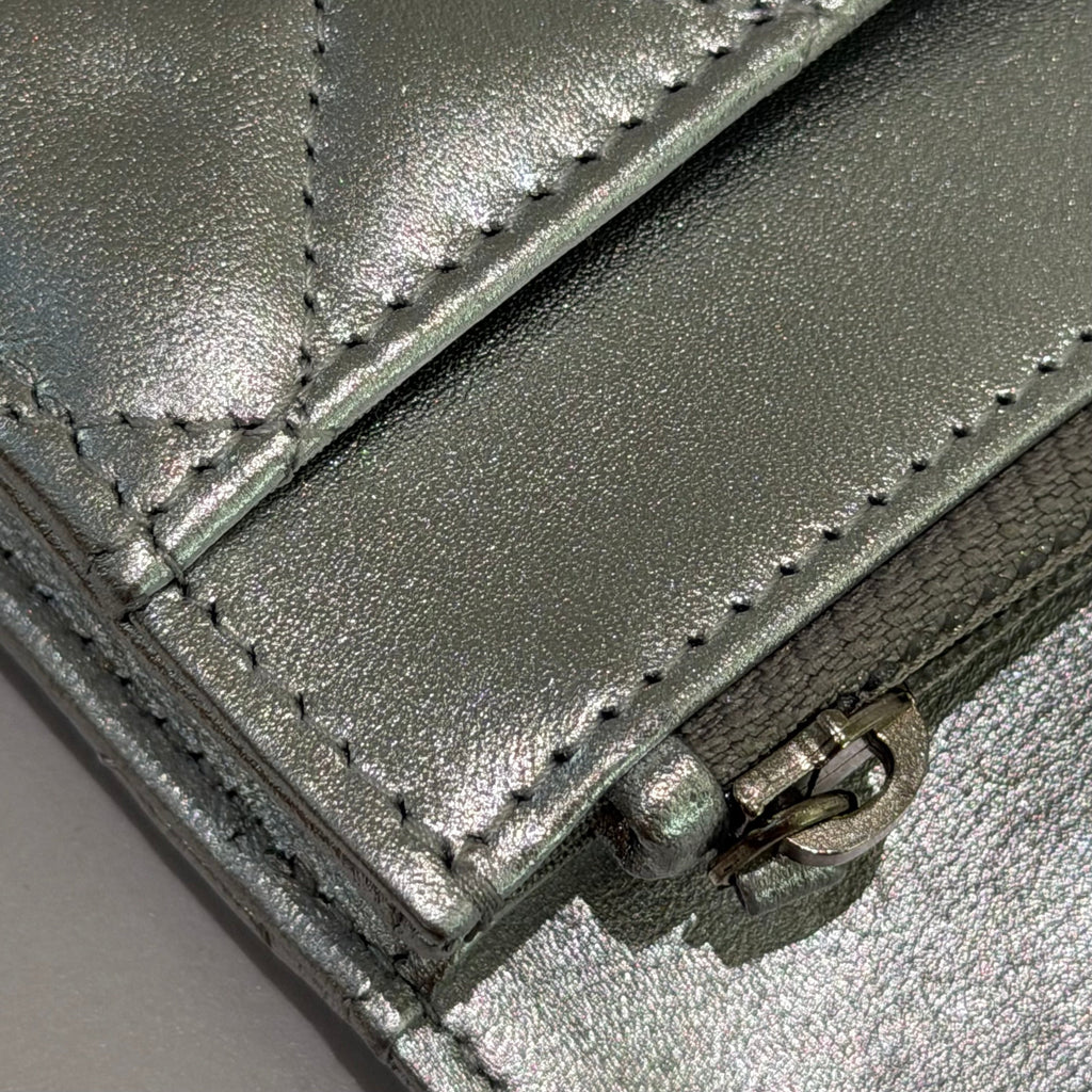 CHANEL WOC Silver Round-Ring Chain Wallet