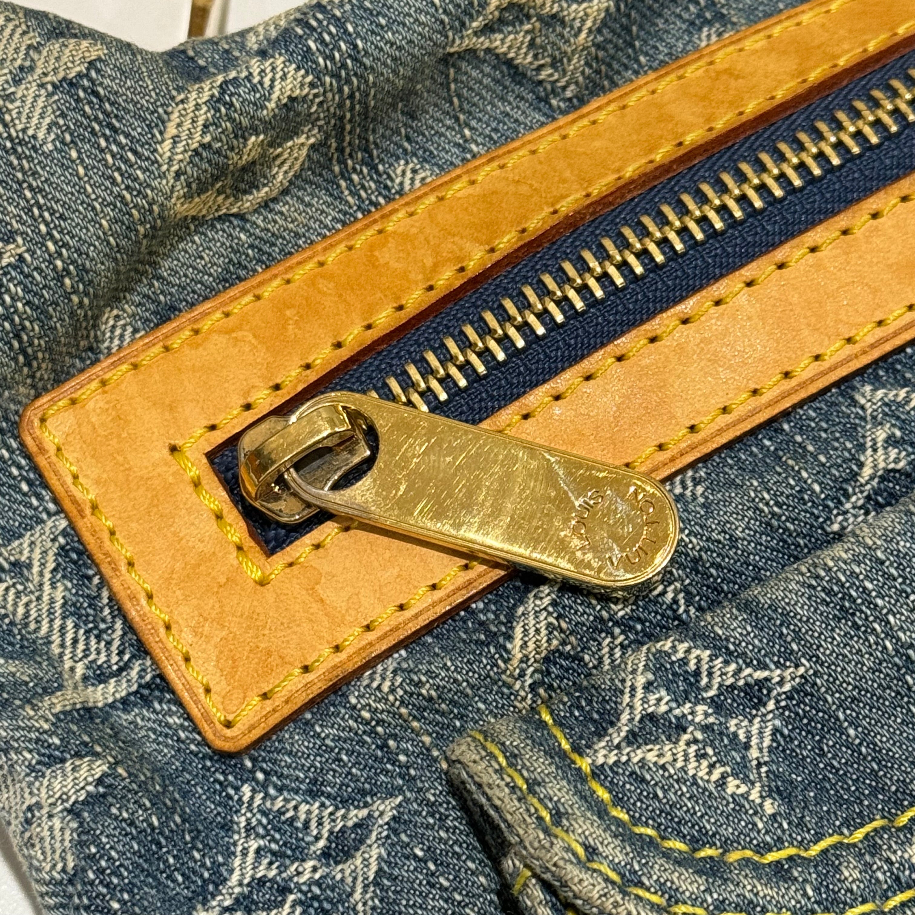LOUIS VUITTON BAGGY PM BLUE MONOGRAM DENIM UNDERARM BAG