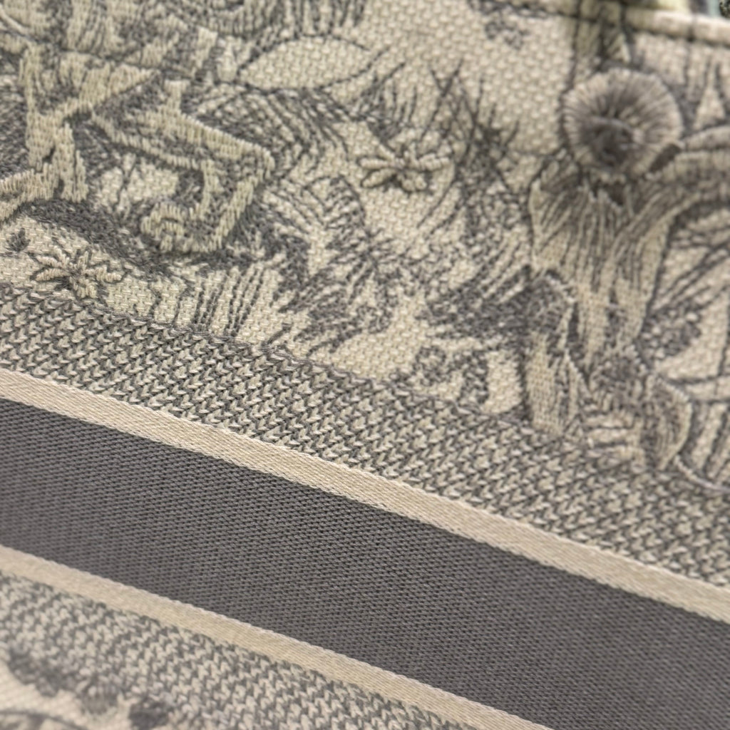 DIOR TOTE BAG MEDIUM "TOILE DE JOUY" ZOO PRINT GREY