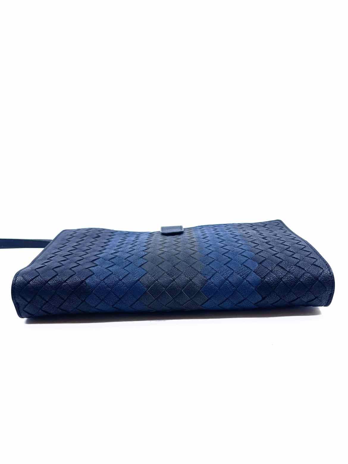 BOTTEGA VENETA Black Leather Intrecciato Bi-fold Wallet Wallet