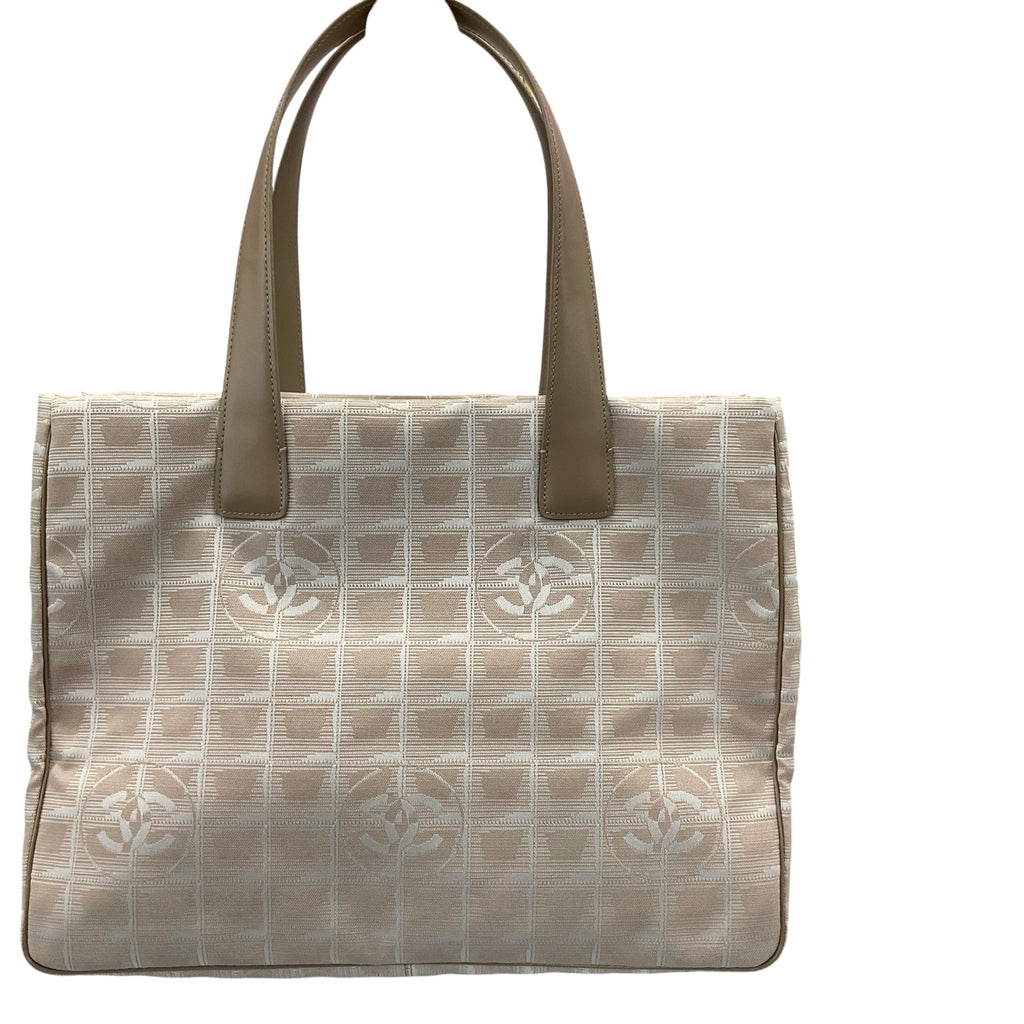 CHANEL Handbag