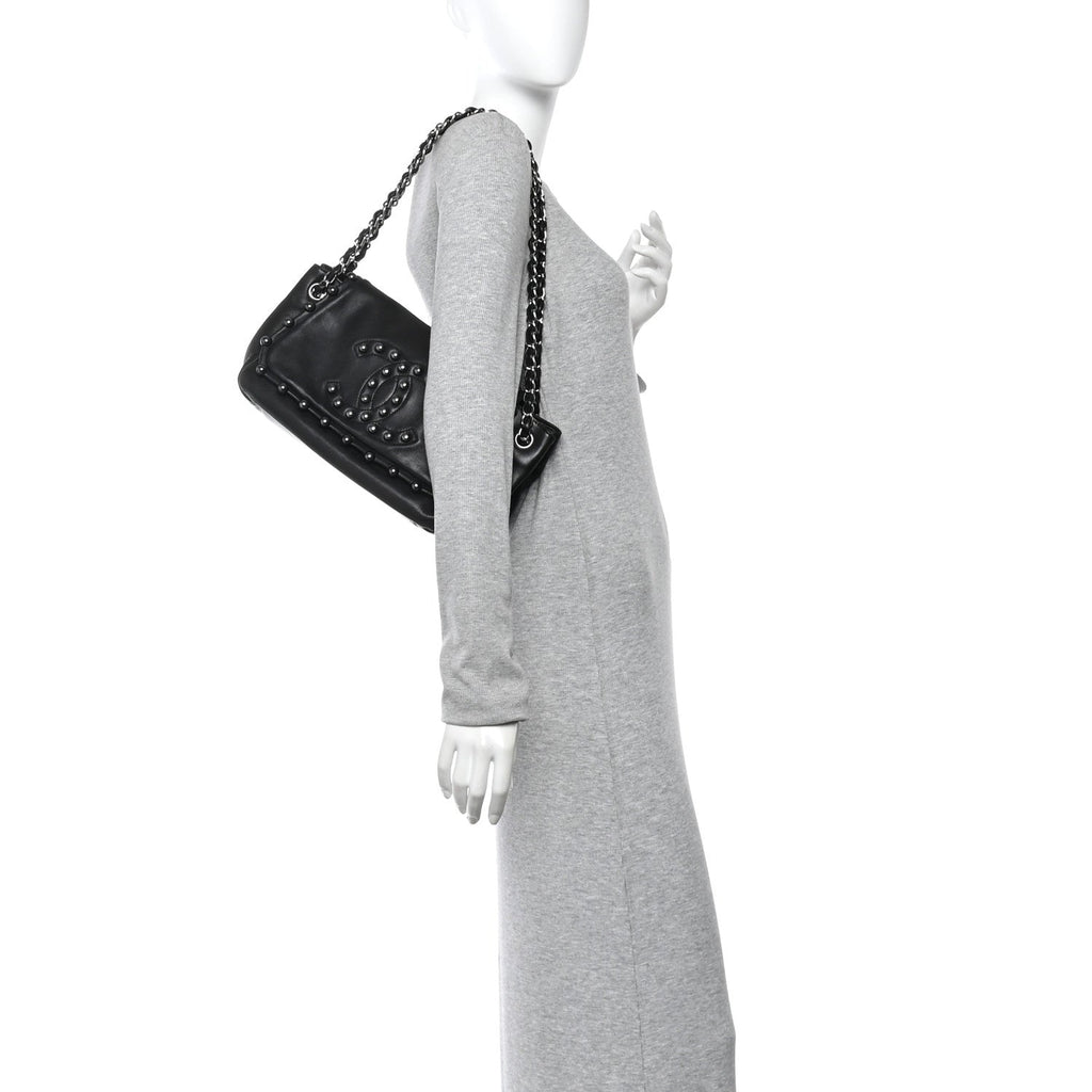 Lambskin Pearl Obsession Flap Black