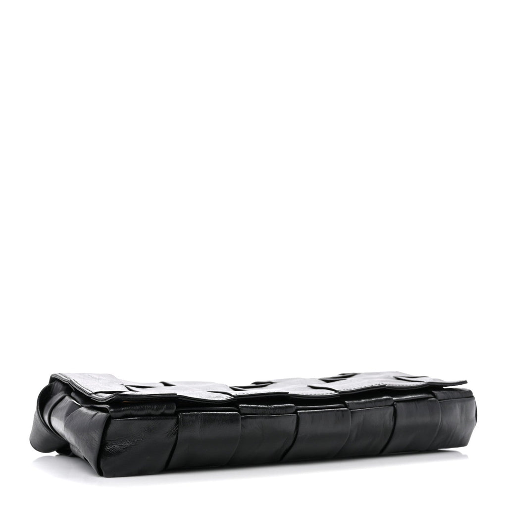 Paper Calfskin Intrecciato Stretch Cassette Black