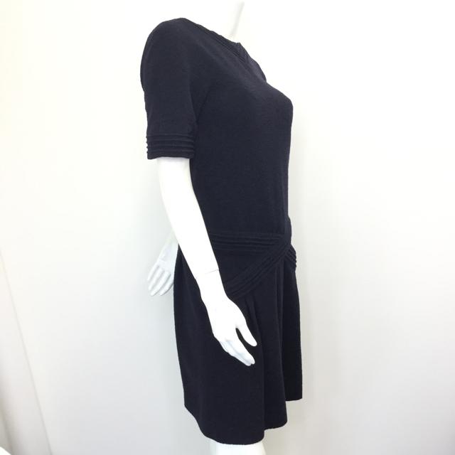 Women's Chanel Short Sleeve Dress. Size 38