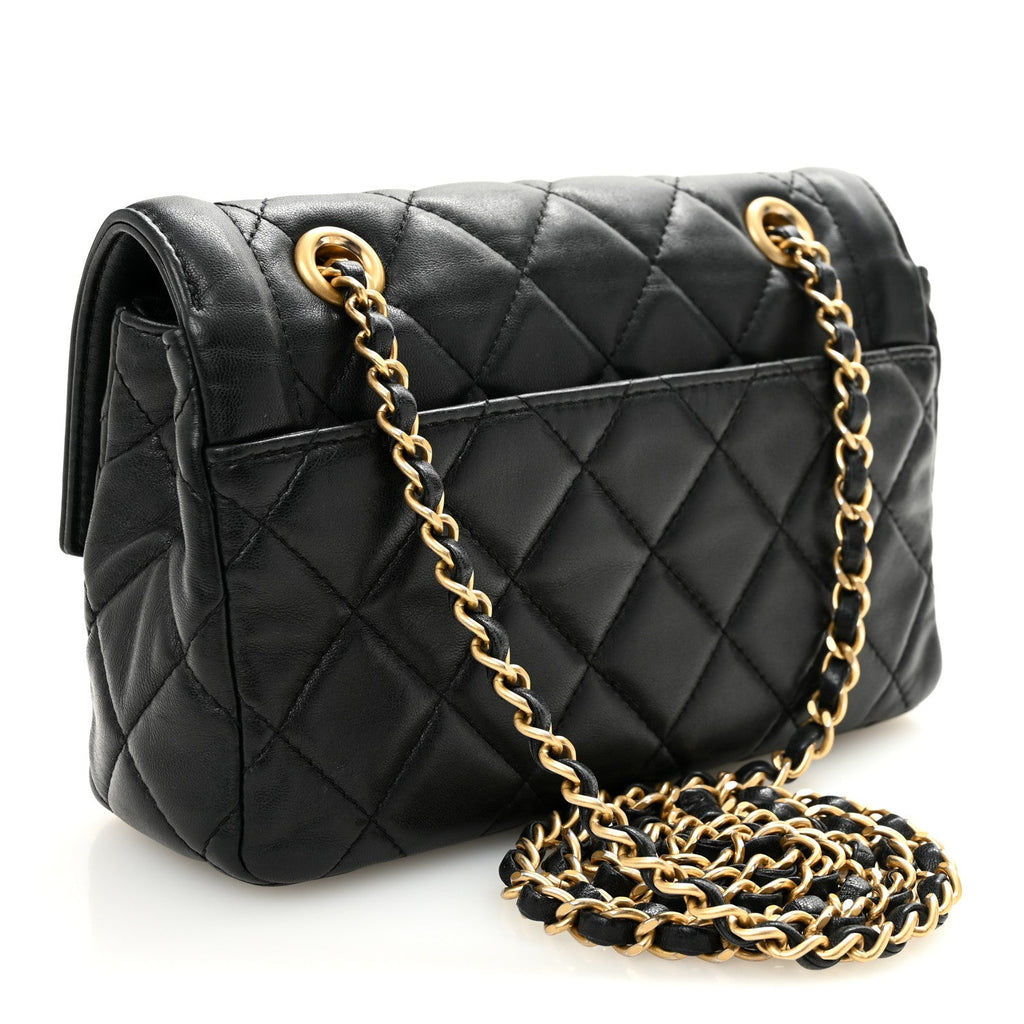 Shiny Lambskin Quilted Small Single Flap Black