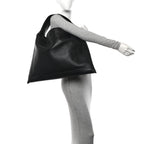 Silky Calfskin Large Hop Black