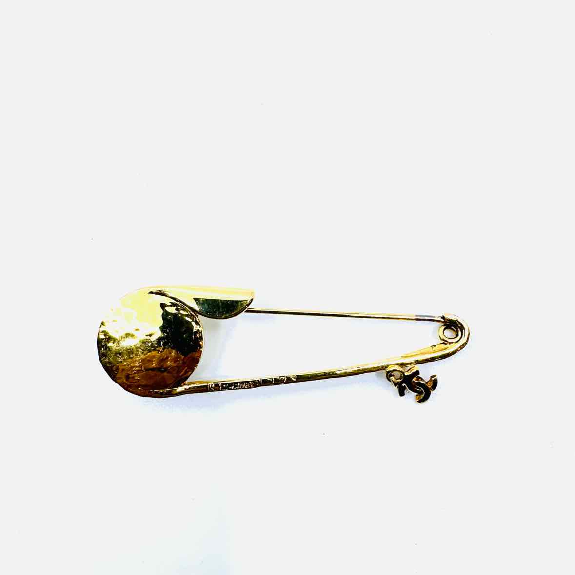 CHANEL Gold Brooch