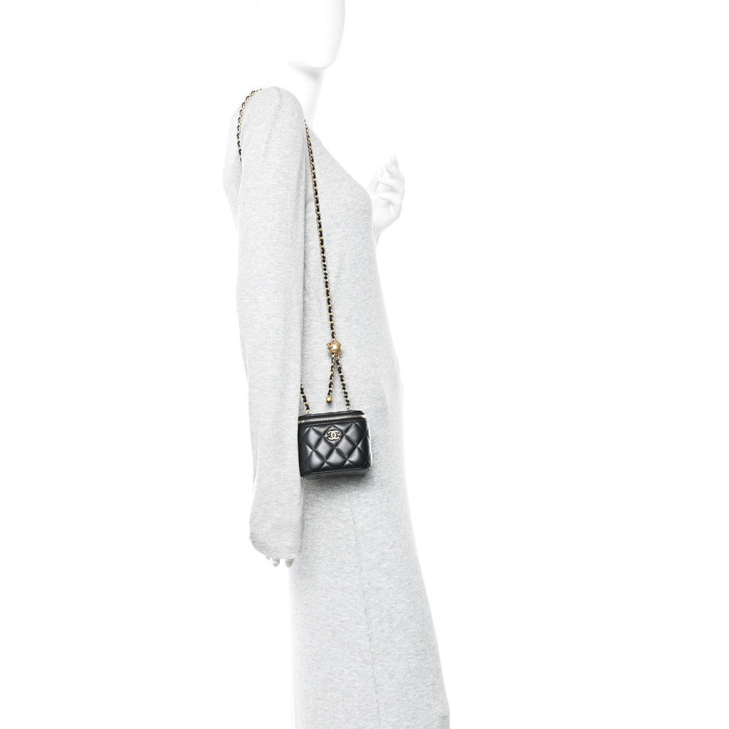 Lambskin Quilted Mini Pearl Crush Vanity Case With Chain Black