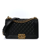 Caviar Quilted Medium Boy Flap Black