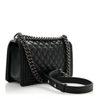 Caviar Quilted Medium Boy Flap Black