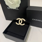 CHANEL LOGO BROOCH WHITE DOUBLE C