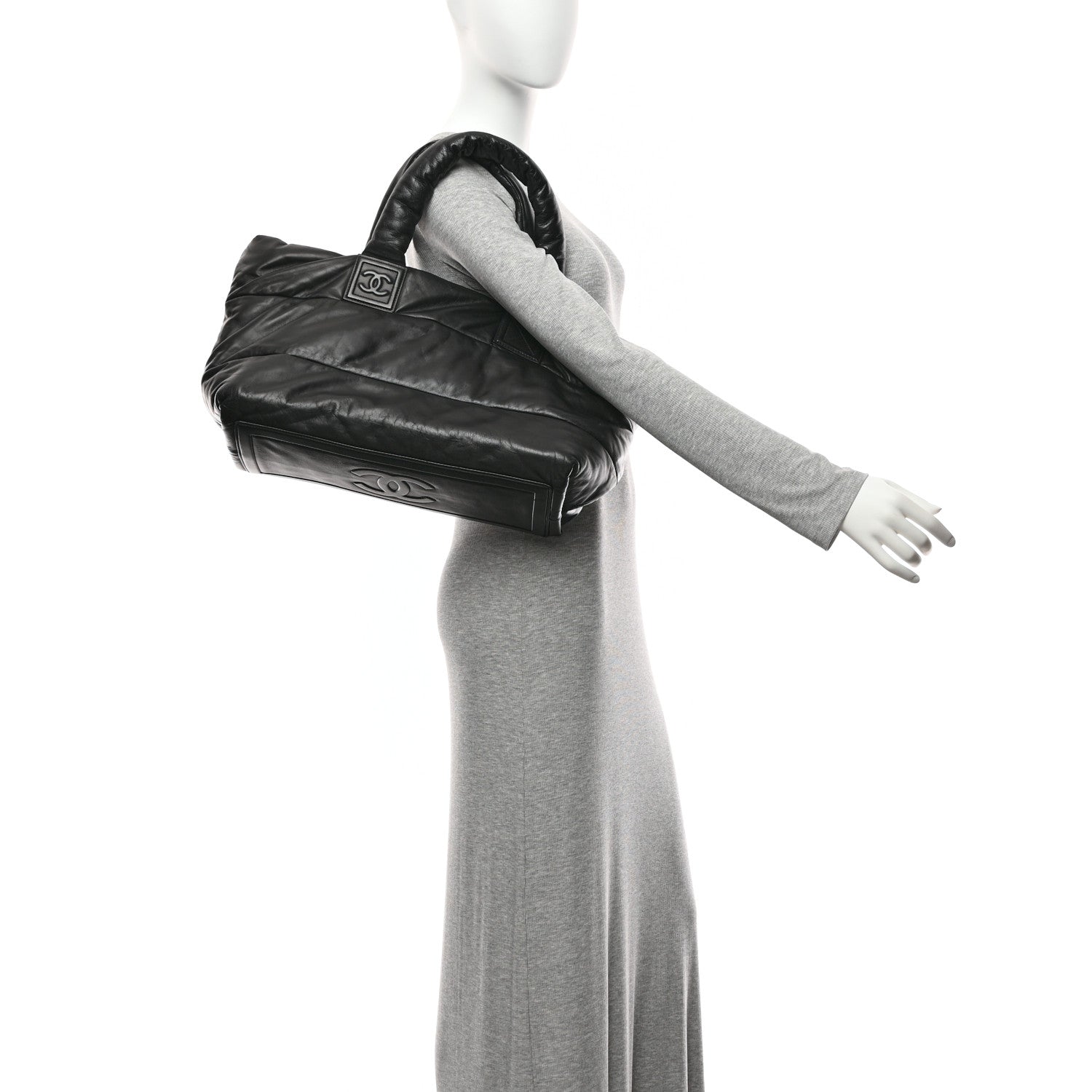 Lambskin Quilted Medium Coco Cocoon Reversible Tote Black
