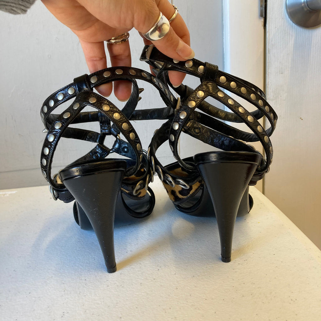 Sandals Luxury Designer By Yves Saint Laurent In Animal Print, Size:7.5