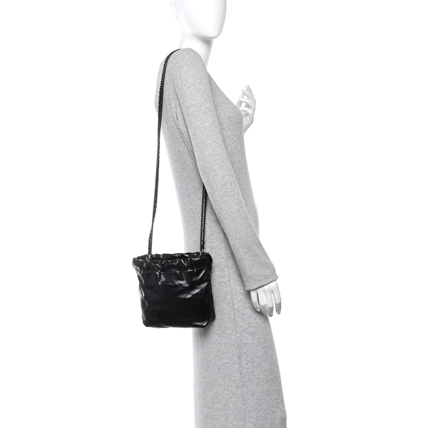 Shiny Calfskin Quilted Mini Chanel 22 So Black