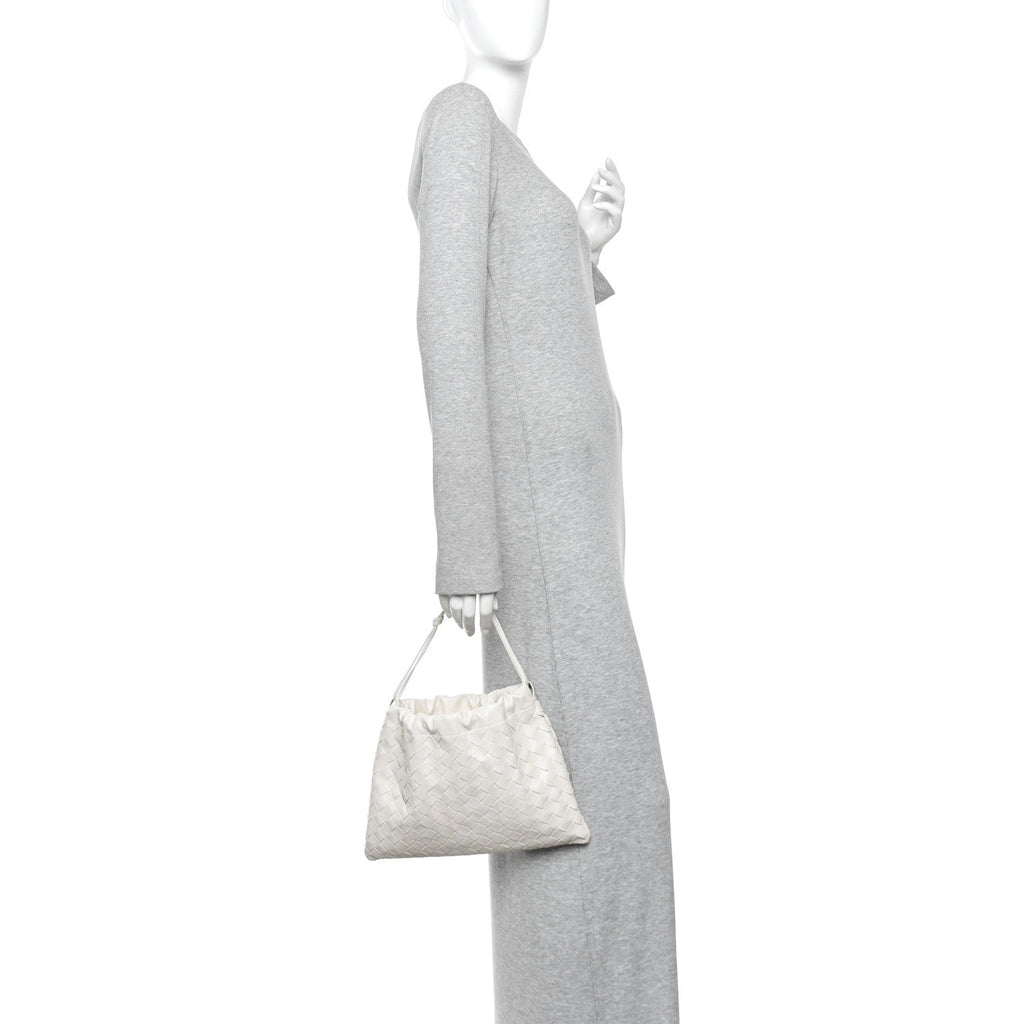 Calfskin Intrecciato Medium Dustbag Chalk