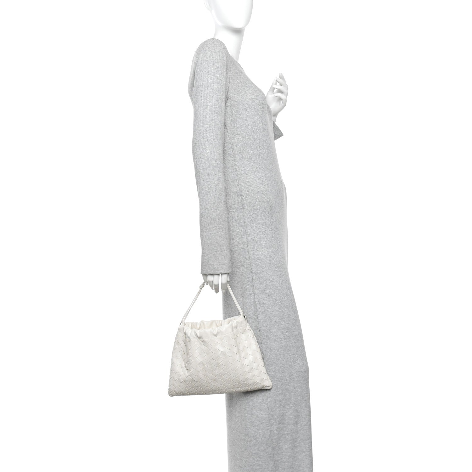 Calfskin Intrecciato Medium Dustbag Chalk