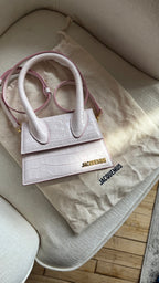 Jacquemus 'Le Chiquito Moyen' Bag
