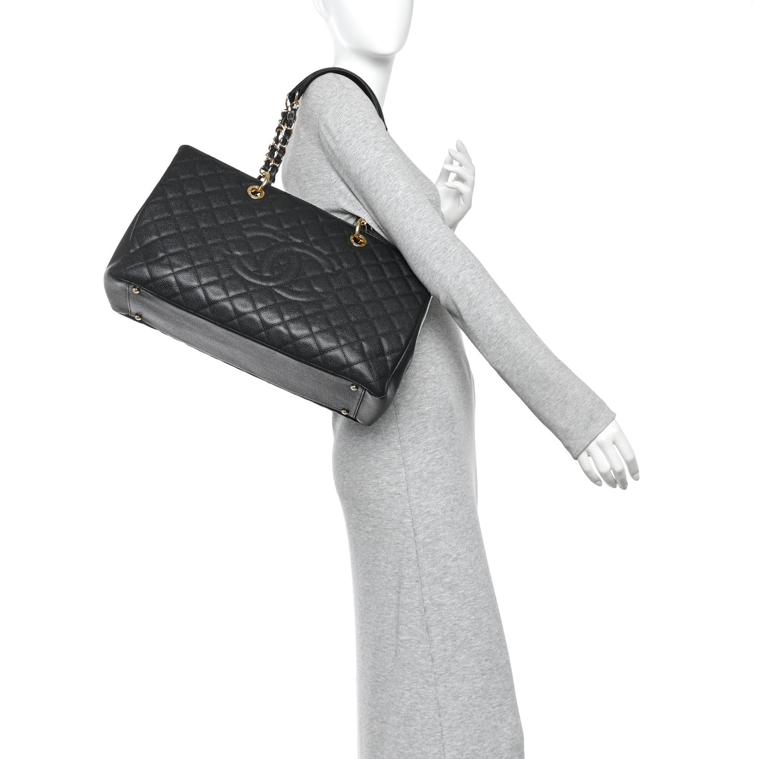 Caviar Quilted XL Grand Shopping Tote GST Black