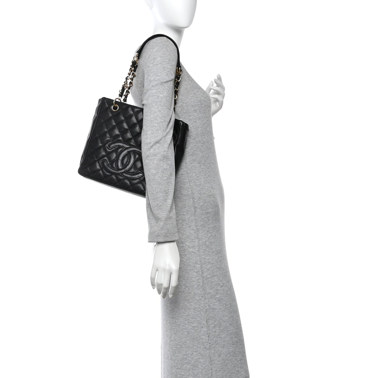 Caviar Quilted Petit Shopping Tote PST Black