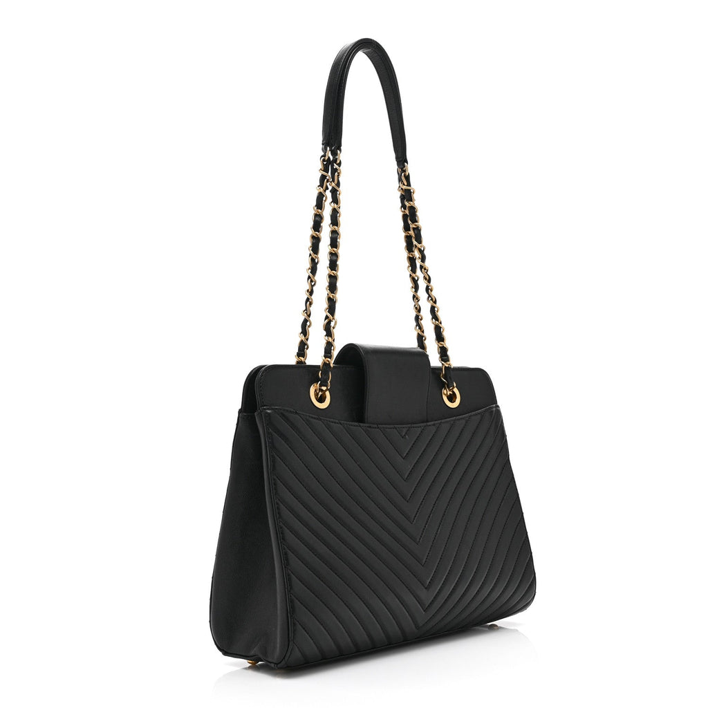 Shiny Sheepskin Chevron Quilted Collar and Tie Flap Black