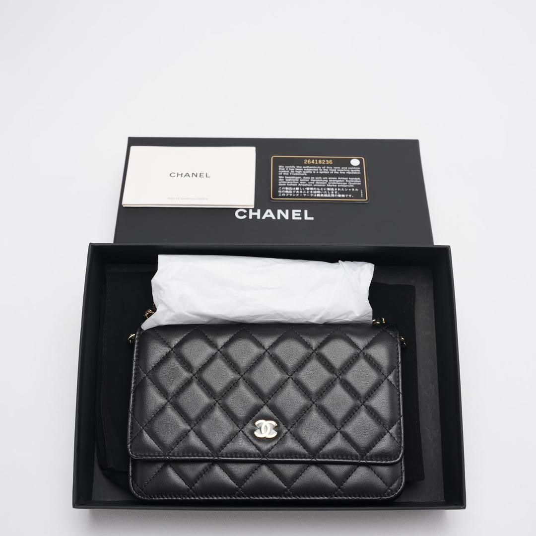 Chanel Wallet On Chain (WOC) Black Bag In Lambskin Leather With Gold Hardware 2018