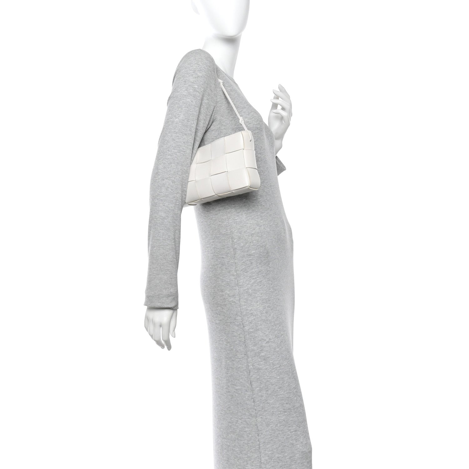 Calfskin Maxi Intrecciato Cassette Pouch On Strap Chalk