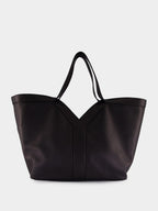 Black Y Tote in Leather