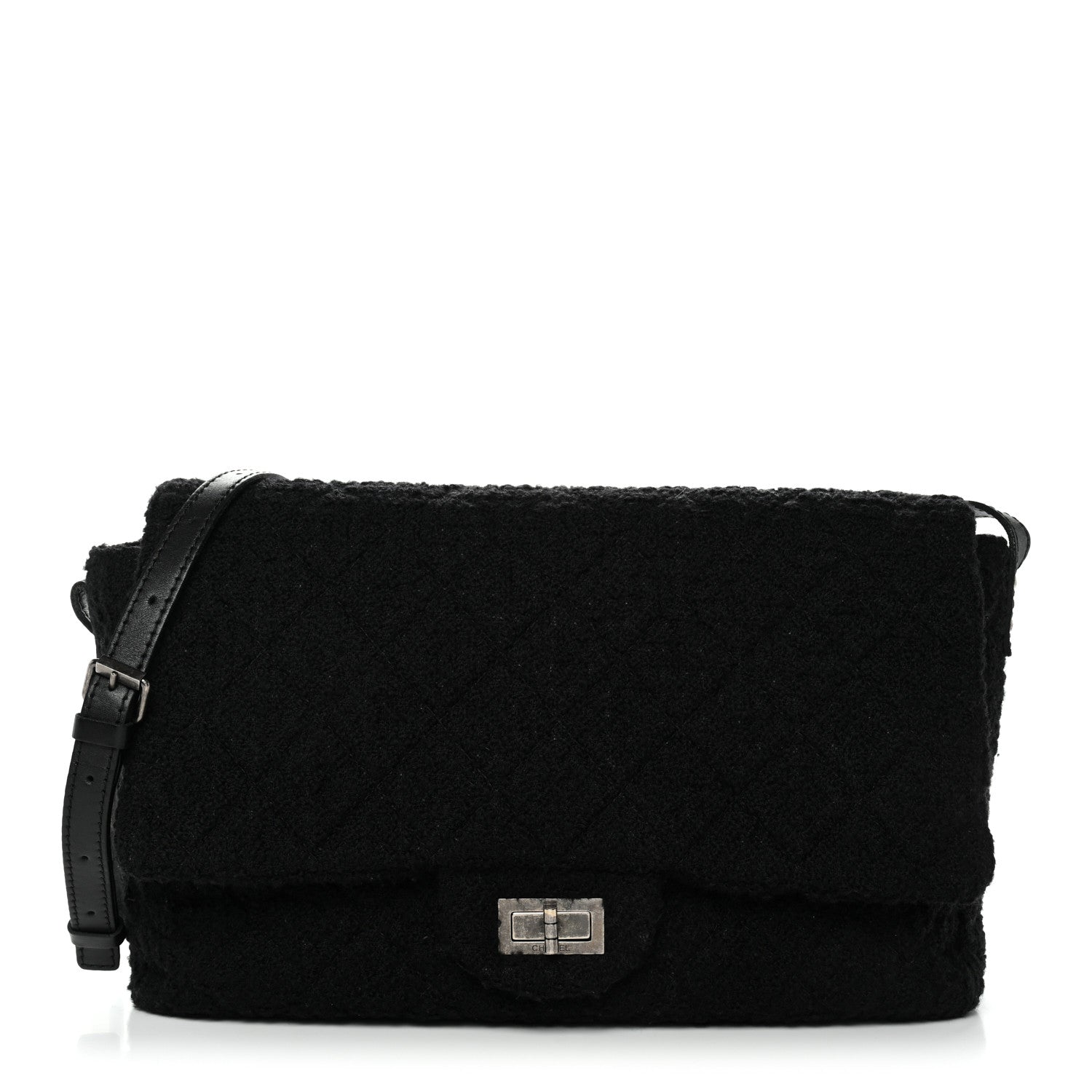 Easy Tweed Jumbo Reissue Messenger Flap Black